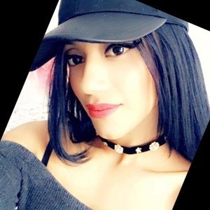 Meet your Posher, Kenia